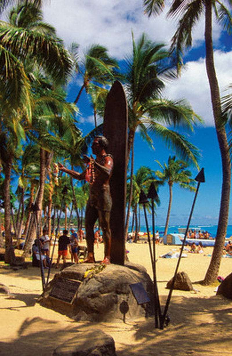 https://mdw-travel-data-us-east-1.s3.amazonaws.com/img/country/United-States/Waikiki-Beach/img_02.jpg