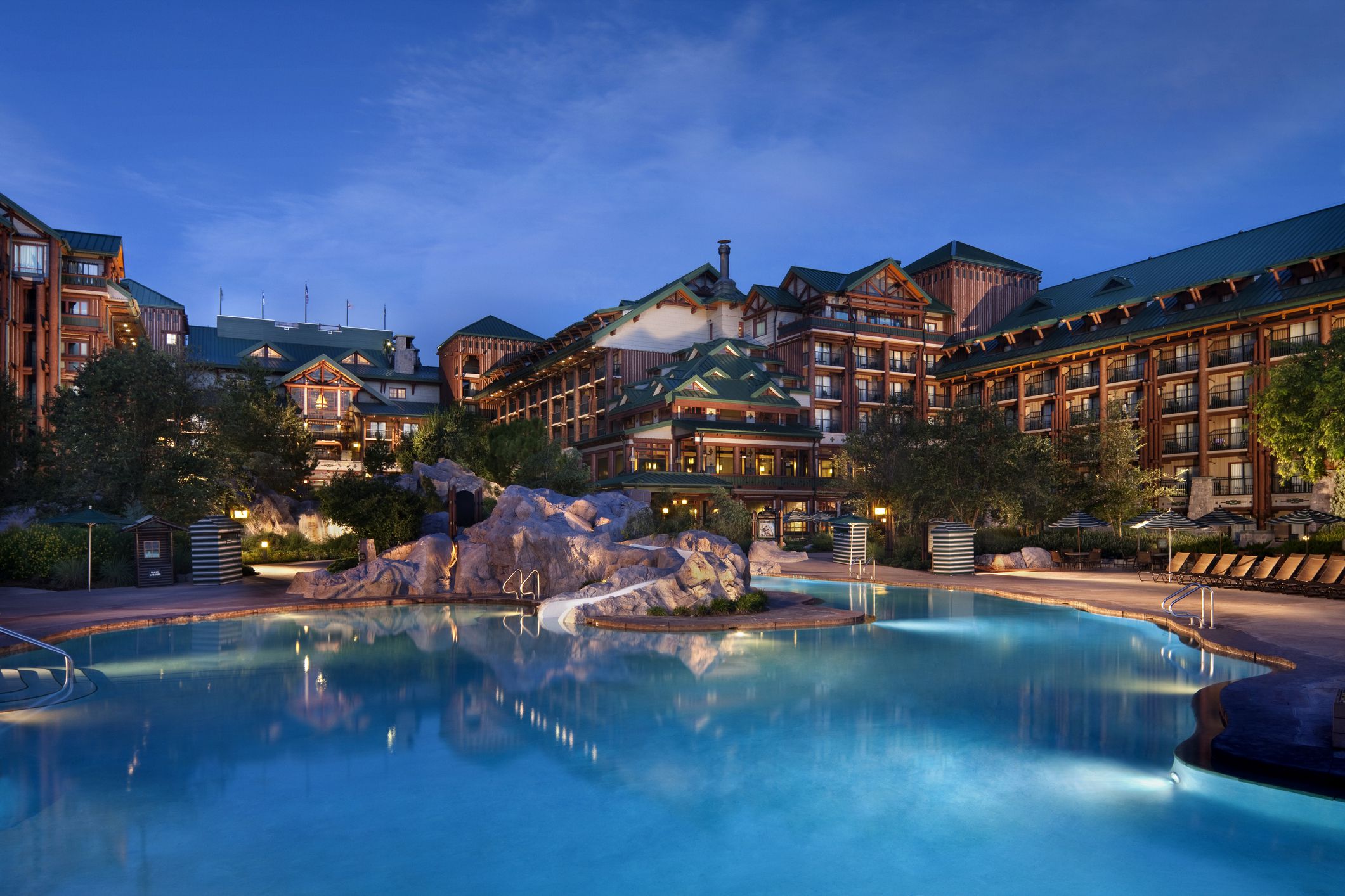 https://mdw-travel-data-us-east-1.s3.amazonaws.com/img/country/United-States/Walt-Disney-World-Resort/img_05.jpg
