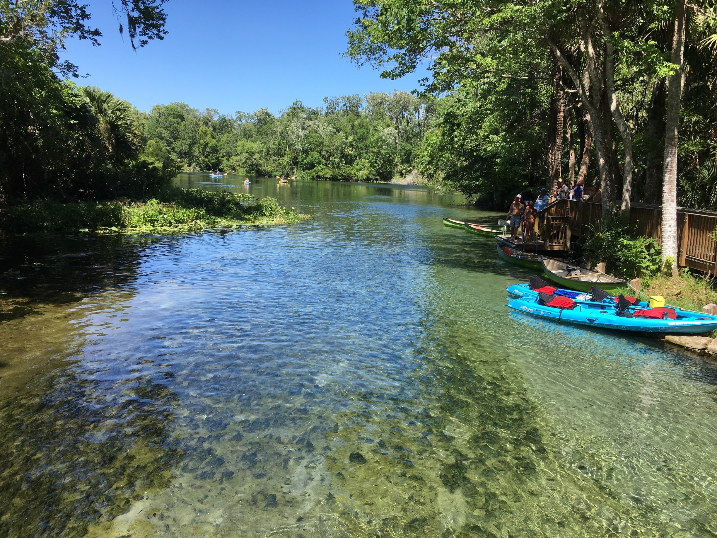 https://mdw-travel-data-us-east-1.s3.amazonaws.com/img/country/United-States/Wekiwa-Springs-State-Park/img_01.jpg