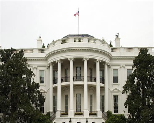 https://mdw-travel-data-us-east-1.s3.amazonaws.com/img/country/United-States/White-House/img_01.jpg