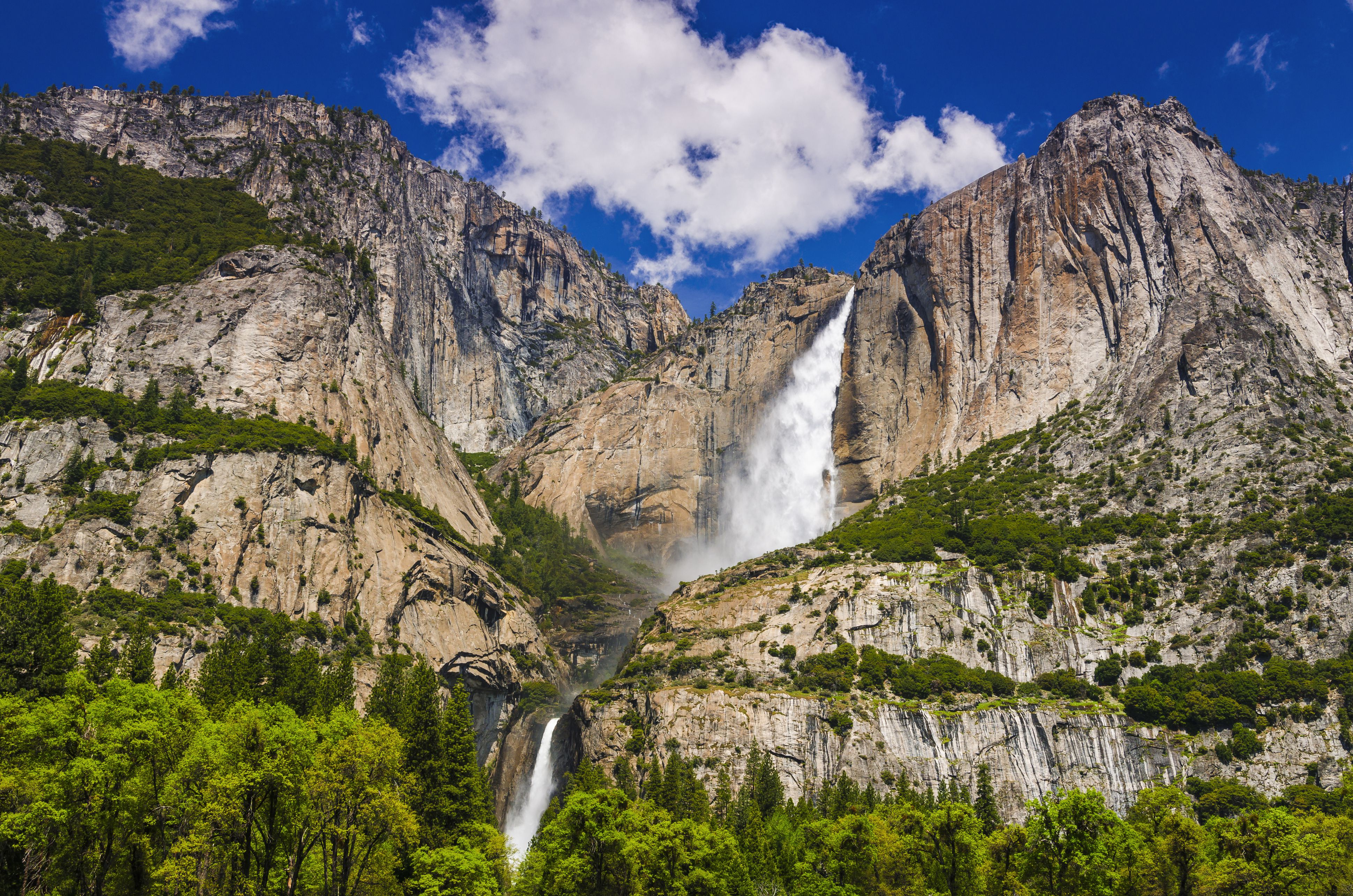 https://mdw-travel-data-us-east-1.s3.amazonaws.com/img/country/United-States/Yosemite-National-Park/img_02.jpg