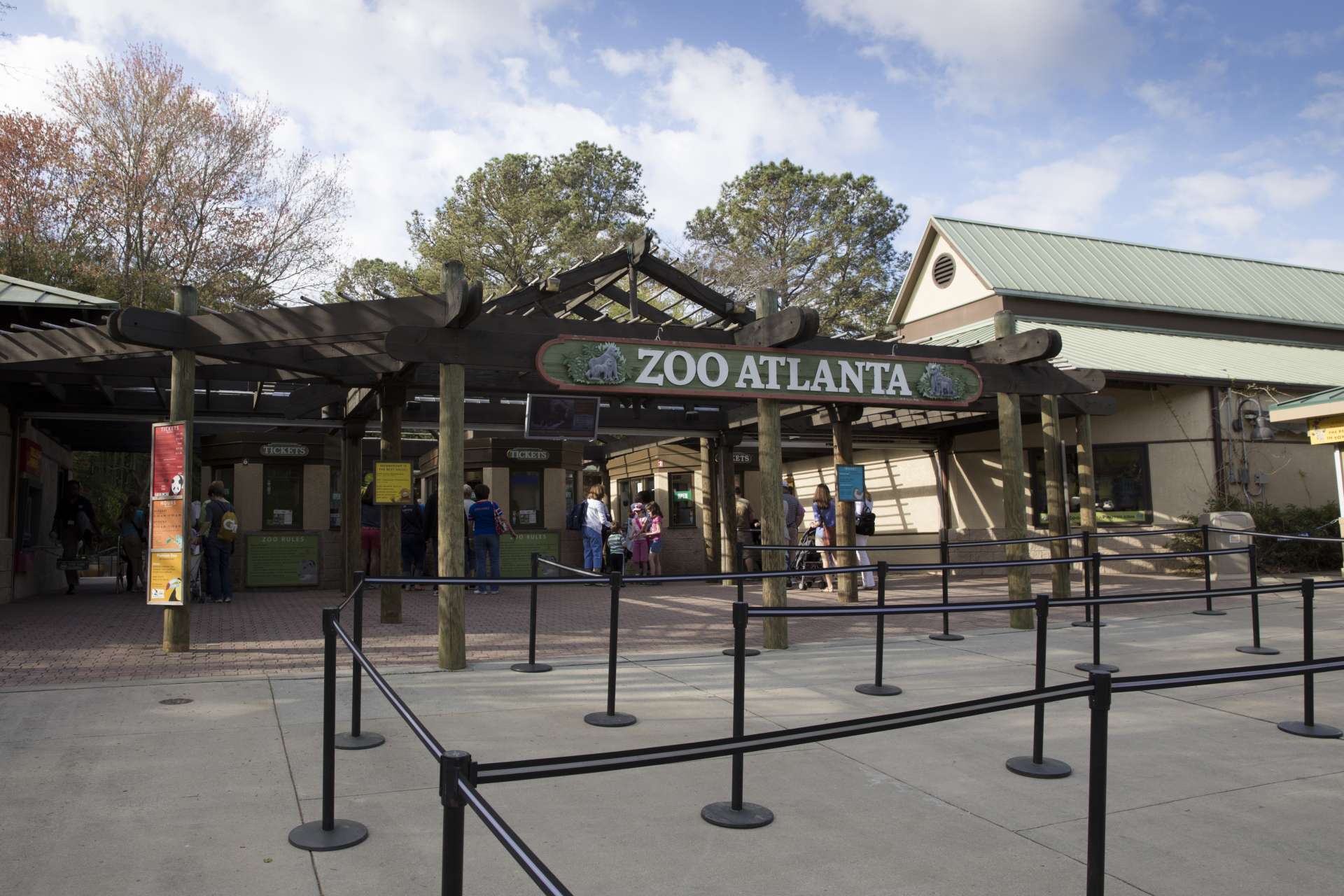 https://mdw-travel-data-us-east-1.s3.amazonaws.com/img/country/United-States/Zoo-Atlanta/img_05.jpg