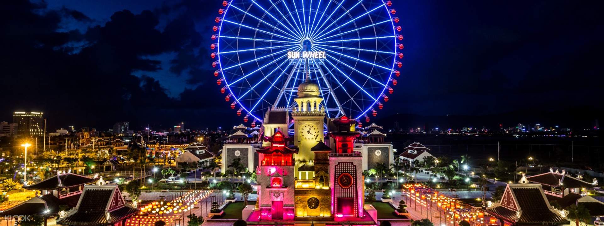 https://mdw-travel-data-us-east-1.s3.amazonaws.com/img/country/Vietnam/Asia-Park/img_01.jpg