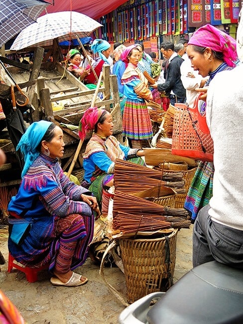 https://mdw-travel-data-us-east-1.s3.amazonaws.com/img/country/Vietnam/Bac-Ha-Market/img_02.jpg