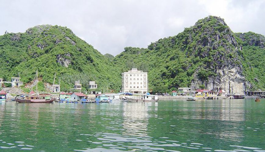 https://mdw-travel-data-us-east-1.s3.amazonaws.com/img/country/Vietnam/Ben-Beo-Harbor/img_02.jpg