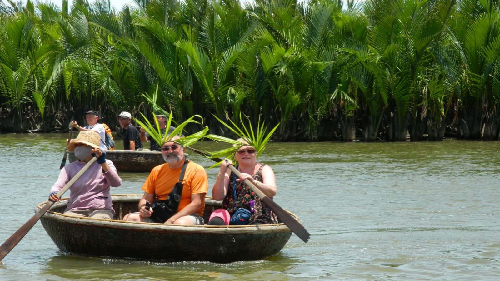 https://mdw-travel-data-us-east-1.s3.amazonaws.com/img/country/Vietnam/Cam-Thanh-Village/img_03.jpg