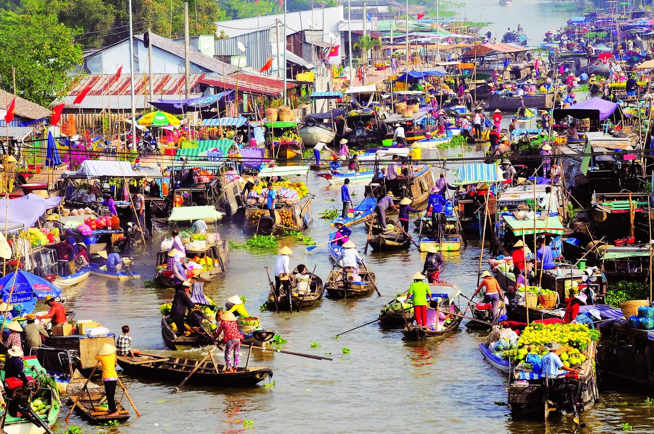 https://mdw-travel-data-us-east-1.s3.amazonaws.com/img/country/Vietnam/Can-Tho-Market/img_01.jpg