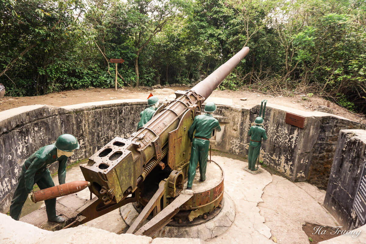 https://mdw-travel-data-us-east-1.s3.amazonaws.com/img/country/Vietnam/Cannon-Fort/img_00.jpg