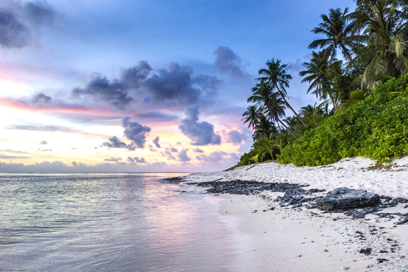 https://mdw-travel-data-us-east-1.s3.amazonaws.com/img/country/Vietnam/Cham-Islands/img_02.jpg