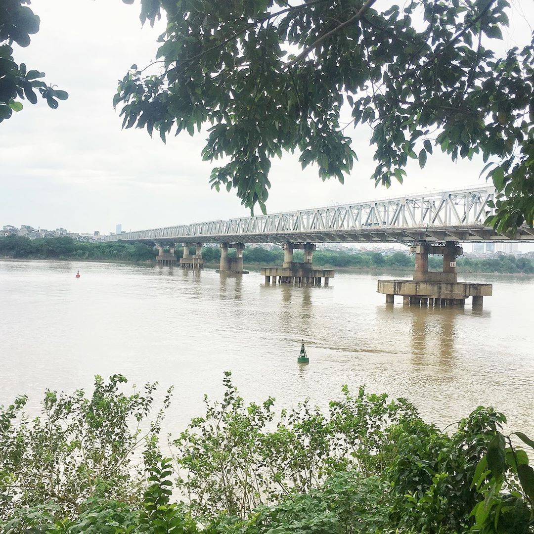 https://mdw-travel-data-us-east-1.s3.amazonaws.com/img/country/Vietnam/Chuong-Beach/img_01.jpg