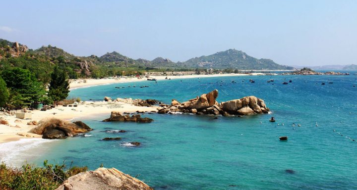 https://mdw-travel-data-us-east-1.s3.amazonaws.com/img/country/Vietnam/Co-To-Island/img_02.jpg