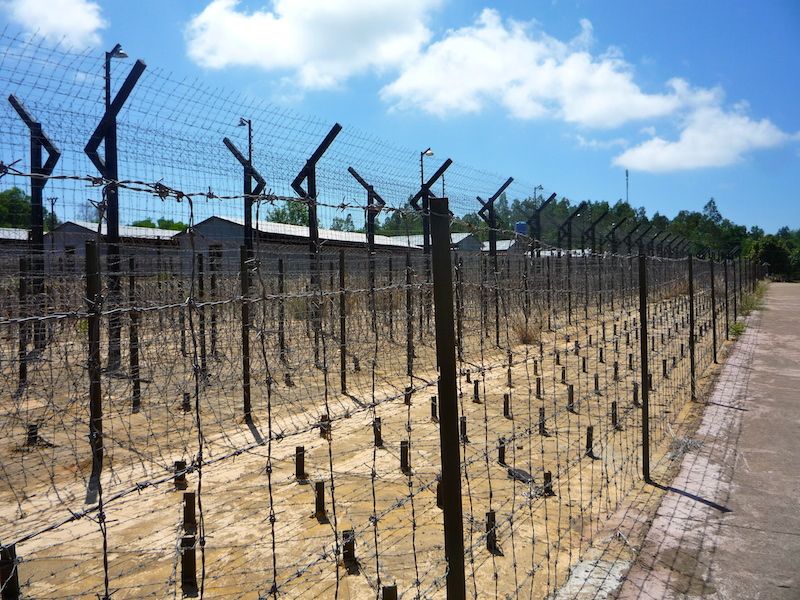 https://mdw-travel-data-us-east-1.s3.amazonaws.com/img/country/Vietnam/Coconut-Prison/img_02.jpg