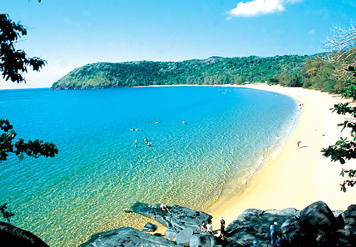 https://mdw-travel-data-us-east-1.s3.amazonaws.com/img/country/Vietnam/Con-Son-Island/img_03.jpg