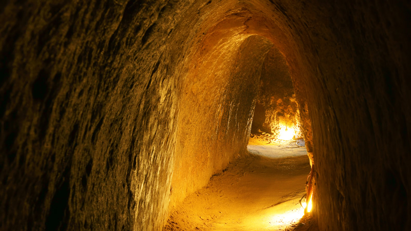 https://mdw-travel-data-us-east-1.s3.amazonaws.com/img/country/Vietnam/Cu-Chi-Tunnels/img_01.jpg