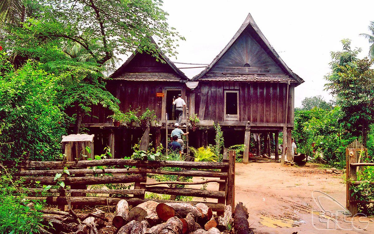 https://mdw-travel-data-us-east-1.s3.amazonaws.com/img/country/Vietnam/Don-Village/img_04.jpg
