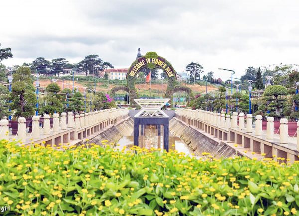 https://mdw-travel-data-us-east-1.s3.amazonaws.com/img/country/Vietnam/Dong-Tam-Longan-Garden/img_03.jpg