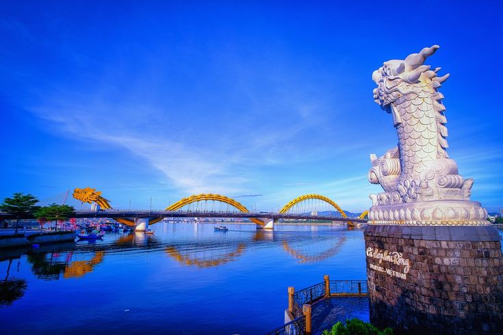 https://mdw-travel-data-us-east-1.s3.amazonaws.com/img/country/Vietnam/Dragon-Bridge/img_01.jpg