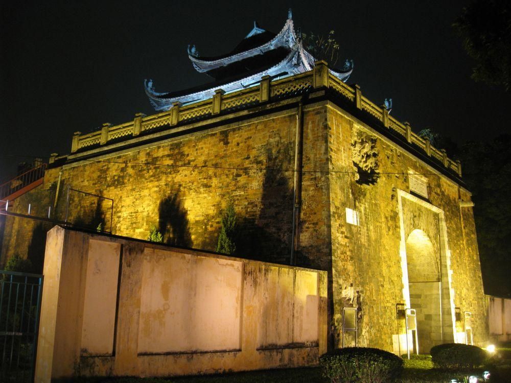 https://mdw-travel-data-us-east-1.s3.amazonaws.com/img/country/Vietnam/Giam-Thanh-Citadel/img_00.jpg