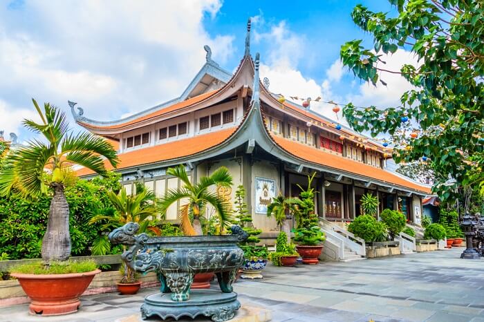 https://mdw-travel-data-us-east-1.s3.amazonaws.com/img/country/Vietnam/Ho-Chi-Minh-Museum-Can-Tho/img_01.jpg