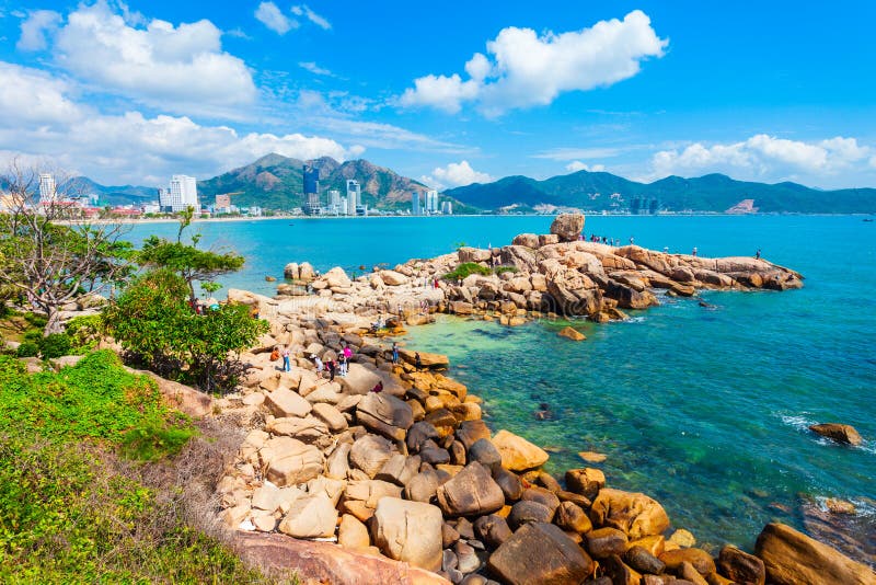 https://mdw-travel-data-us-east-1.s3.amazonaws.com/img/country/Vietnam/Hon-Chong/img_03.jpg