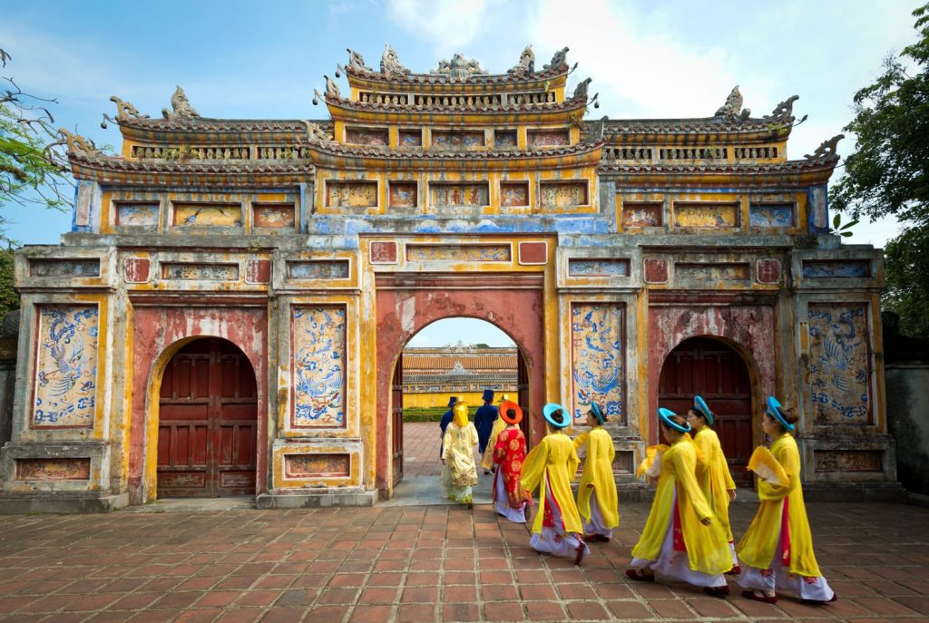 https://mdw-travel-data-us-east-1.s3.amazonaws.com/img/country/Vietnam/Imperial-City/img_01.jpg