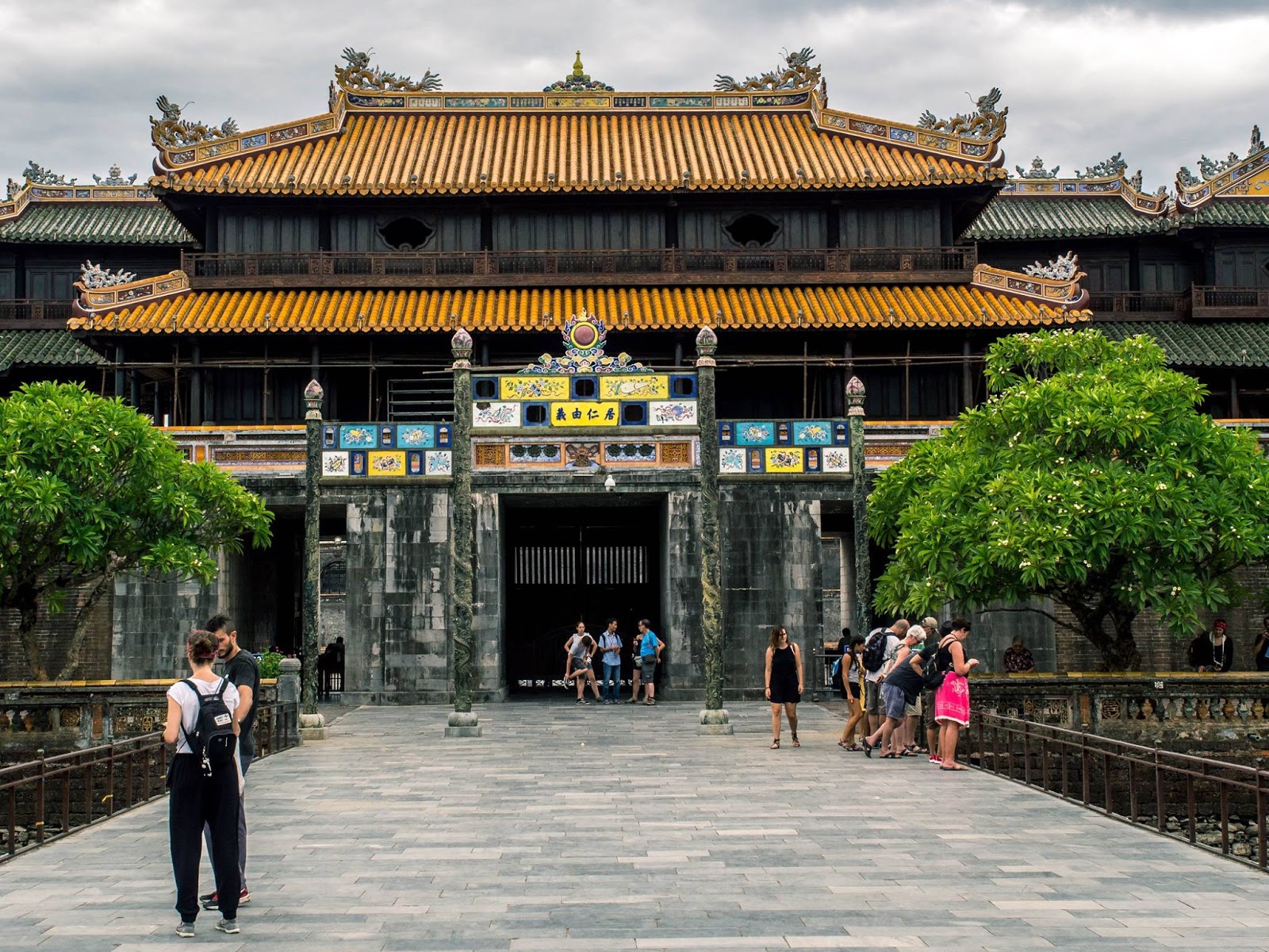 https://mdw-travel-data-us-east-1.s3.amazonaws.com/img/country/Vietnam/Imperial-City/img_02.jpg