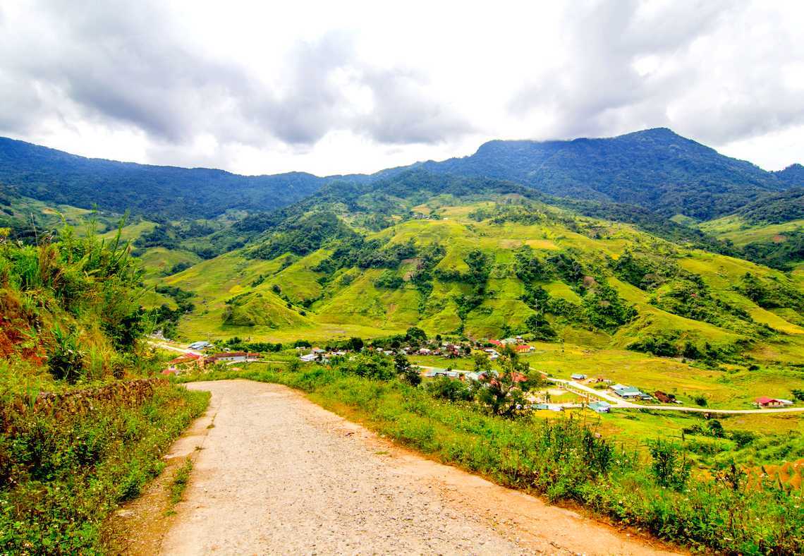 https://mdw-travel-data-us-east-1.s3.amazonaws.com/img/country/Vietnam/Kon-Tum/img_00.jpg