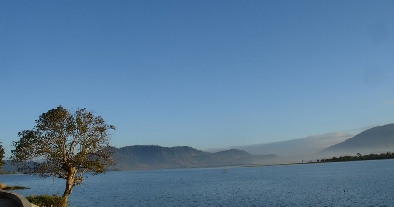 https://mdw-travel-data-us-east-1.s3.amazonaws.com/img/country/Vietnam/Lak-Lake/img_04.jpg