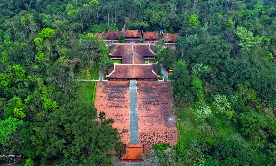 https://mdw-travel-data-us-east-1.s3.amazonaws.com/img/country/Vietnam/Lam-Kinh-Historical-National-Relic/img_01.jpg