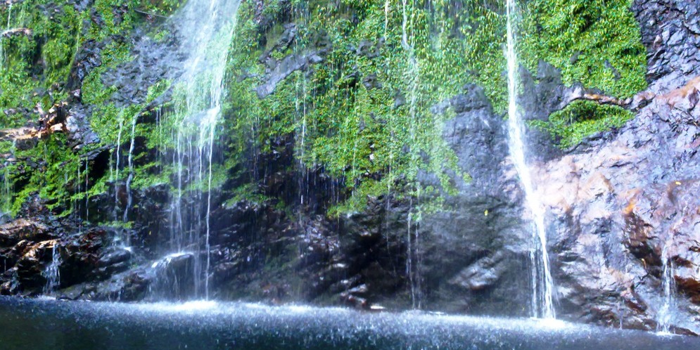 https://mdw-travel-data-us-east-1.s3.amazonaws.com/img/country/Vietnam/Love-Waterfall/img_00.jpg
