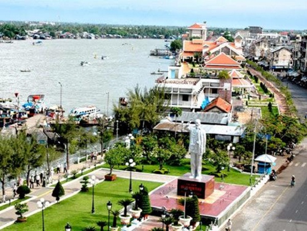 https://mdw-travel-data-us-east-1.s3.amazonaws.com/img/country/Vietnam/Ninh-Kieu-Wharf/img_01.jpg