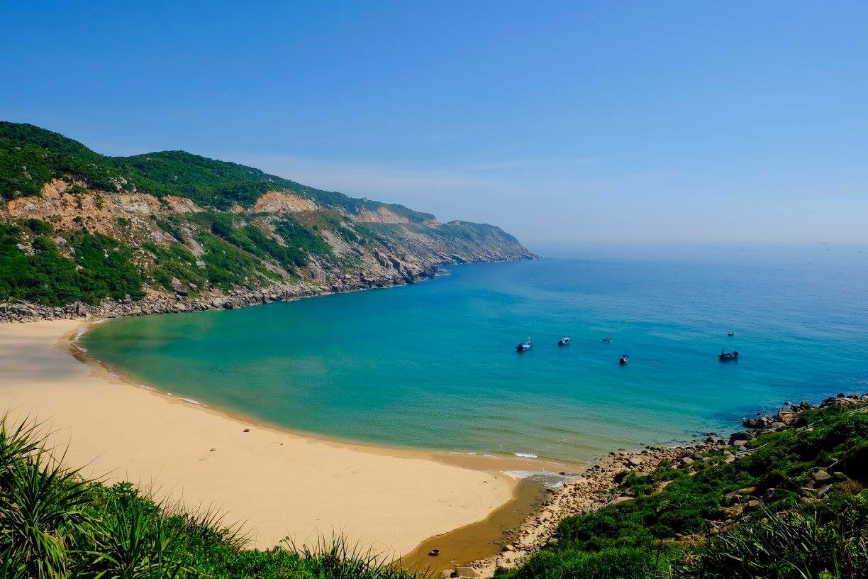 https://mdw-travel-data-us-east-1.s3.amazonaws.com/img/country/Vietnam/Ninh-Thuan-Cultural-Center/img_01.jpg