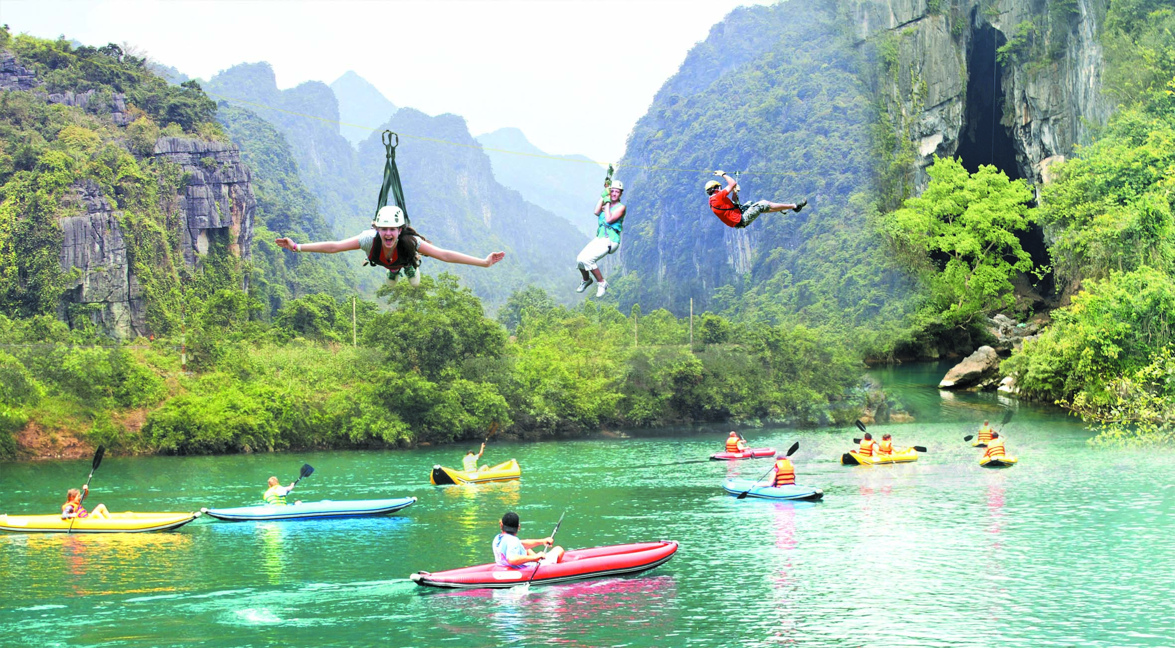 https://mdw-travel-data-us-east-1.s3.amazonaws.com/img/country/Vietnam/Phong-Nha-Ke-Bang-National-Park/img_02.jpg