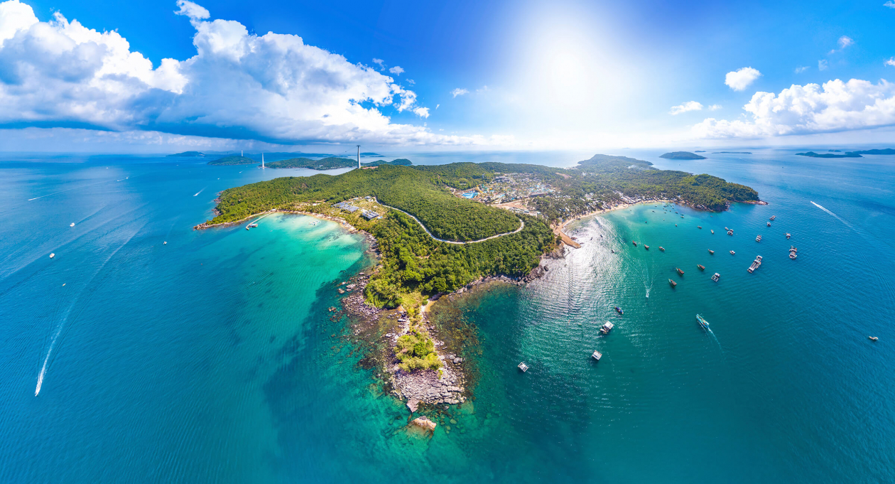 https://mdw-travel-data-us-east-1.s3.amazonaws.com/img/country/Vietnam/Phu-Quoc-Island/img_01.jpg