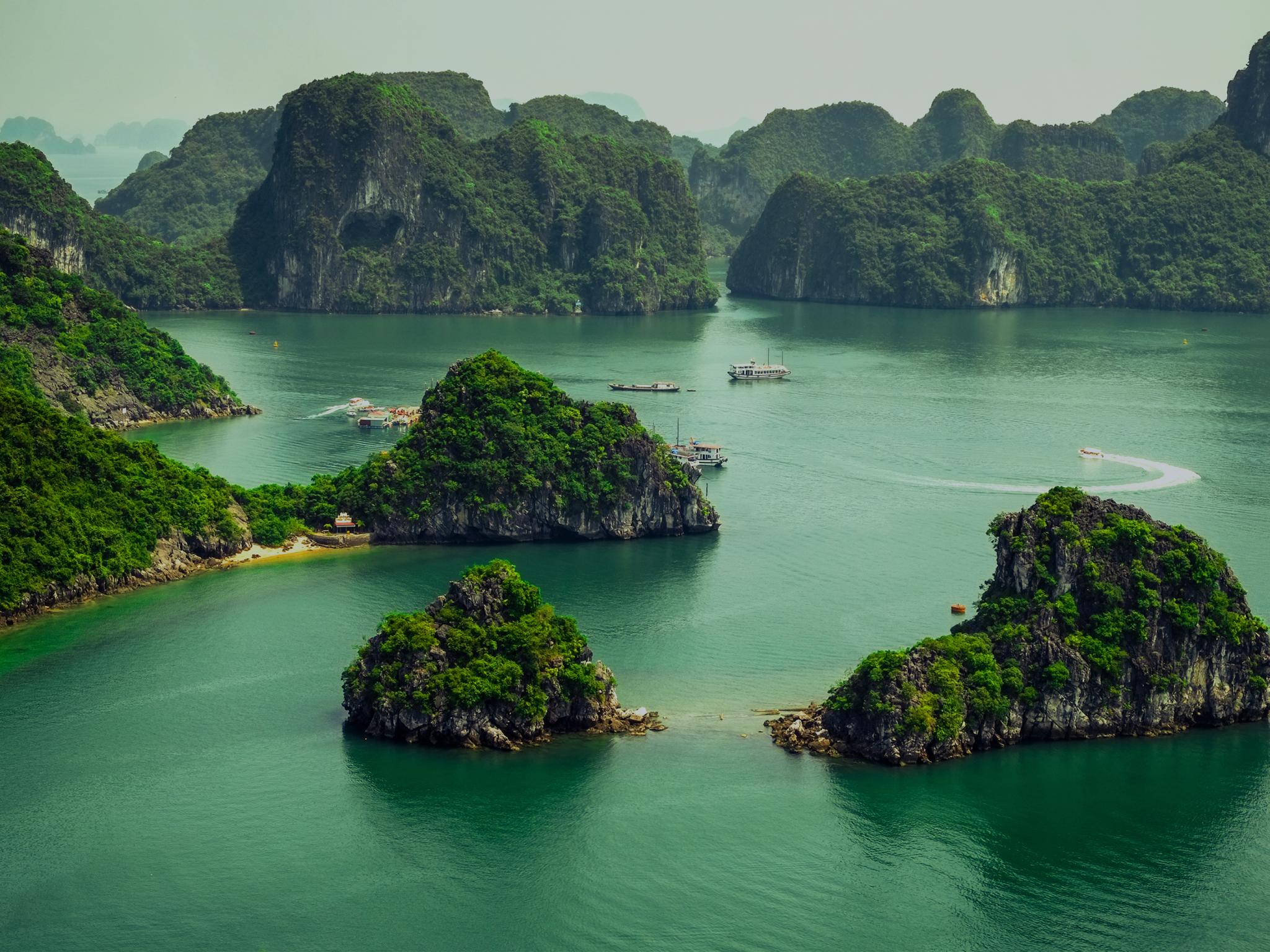 https://mdw-travel-data-us-east-1.s3.amazonaws.com/img/country/Vietnam/Phu-Quoc-Island/img_03.jpg