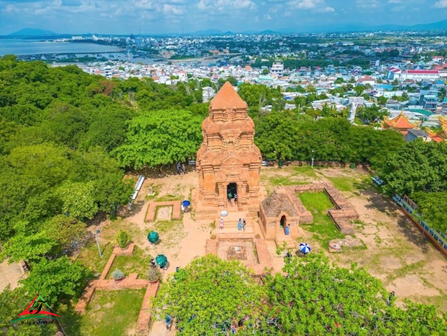 https://mdw-travel-data-us-east-1.s3.amazonaws.com/img/country/Vietnam/Po-Inu-Nugar/img_01.jpg