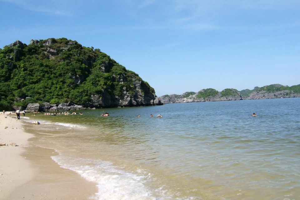 https://mdw-travel-data-us-east-1.s3.amazonaws.com/img/country/Vietnam/Quan-Lan-Island/img_03.jpg