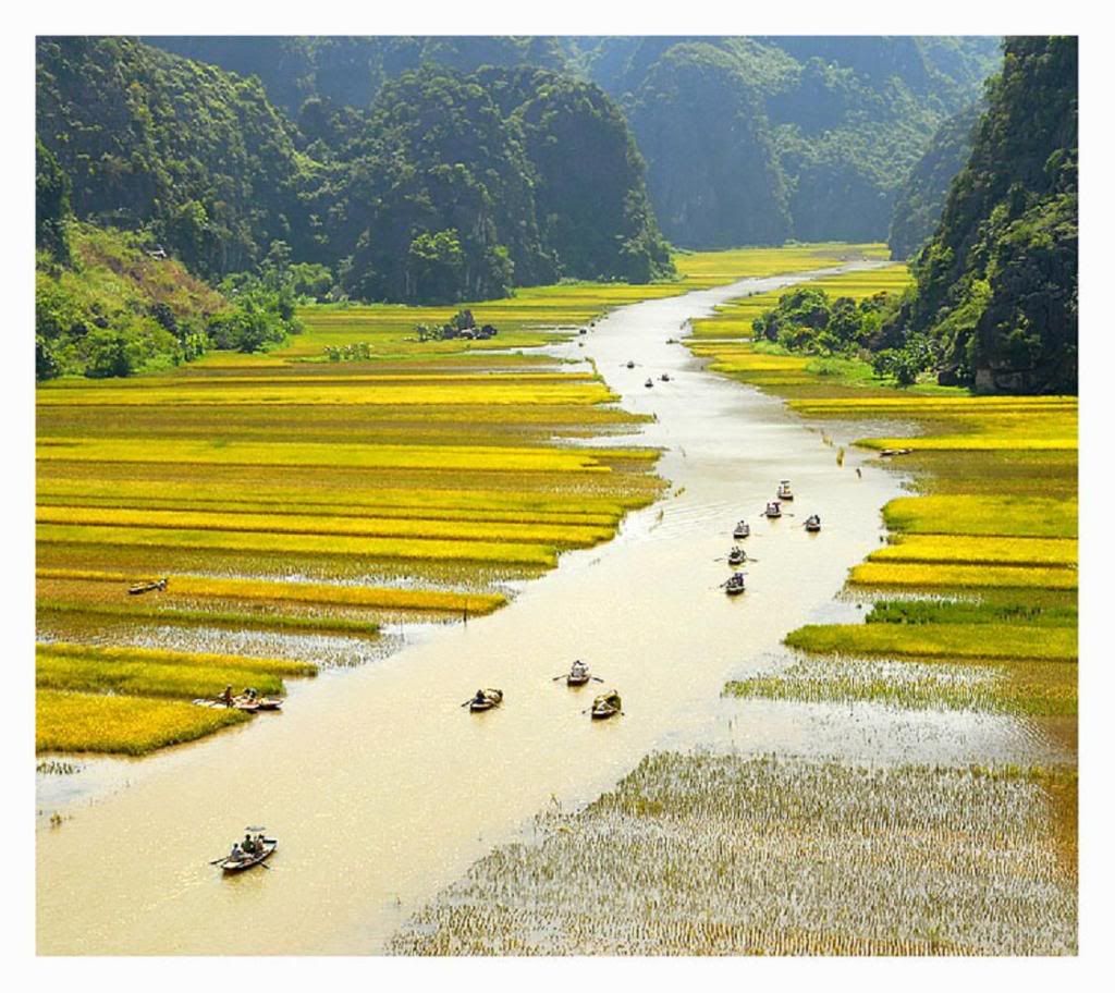 https://mdw-travel-data-us-east-1.s3.amazonaws.com/img/country/Vietnam/Tam-Coc---Bich-Dong/img_01.jpg
