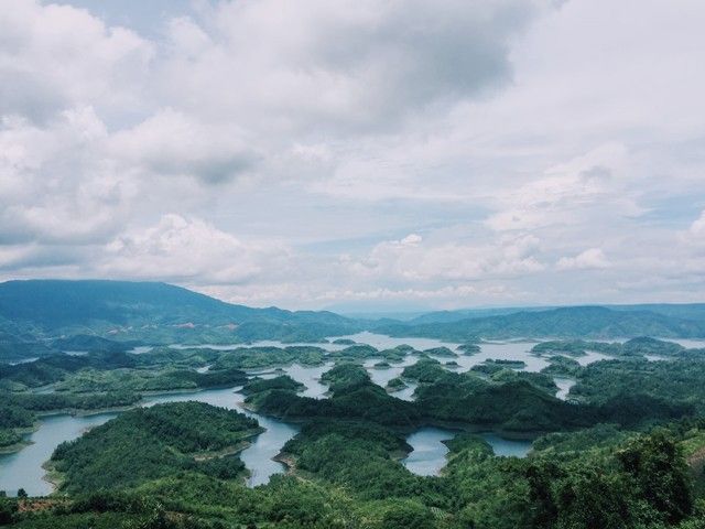 https://mdw-travel-data-us-east-1.s3.amazonaws.com/img/country/Vietnam/Tan-Phu-Dong-Nature-Reserve/img_02.jpg