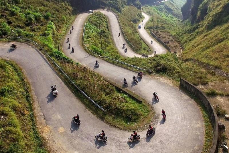 https://mdw-travel-data-us-east-1.s3.amazonaws.com/img/country/Vietnam/Thung-Khe-Pass/img_02.jpg