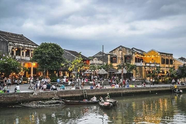 https://mdw-travel-data-us-east-1.s3.amazonaws.com/img/country/Vietnam/Vinahouse-Space/img_02.jpg