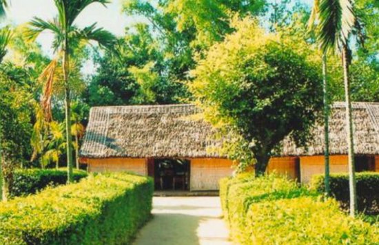 https://mdw-travel-data-us-east-1.s3.amazonaws.com/img/country/Vietnam/Vinh-Kim-Scenic-Area/img_03.jpg