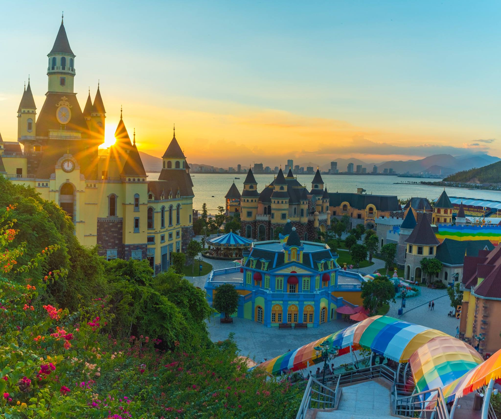 https://mdw-travel-data-us-east-1.s3.amazonaws.com/img/country/Vietnam/Vinpearl-Land/img_00.jpg