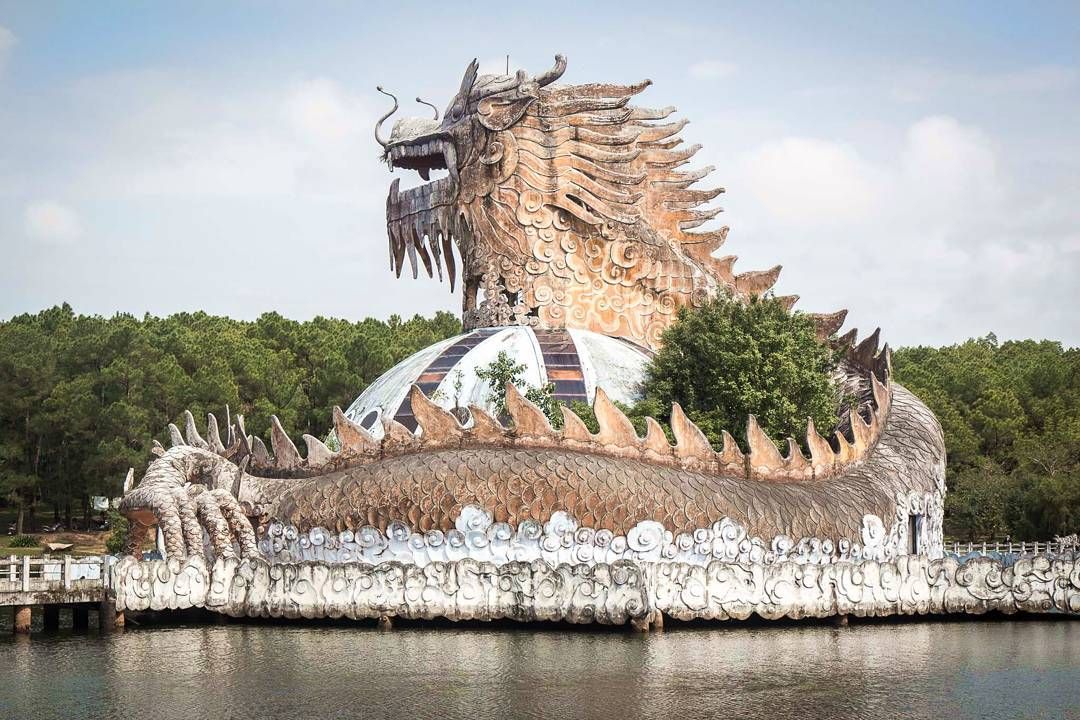 https://mdw-travel-data-us-east-1.s3.amazonaws.com/img/country/Vietnam/Zim-Capri-Water-Park/img_03.jpg